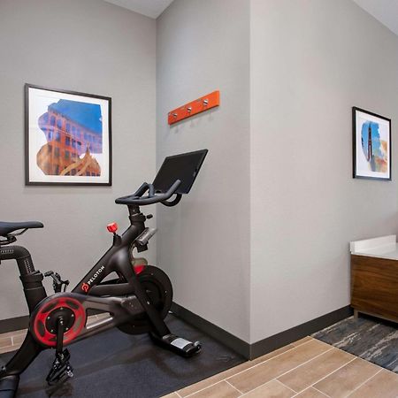 Hampton Inn & Suites Muncie Kültér fotó