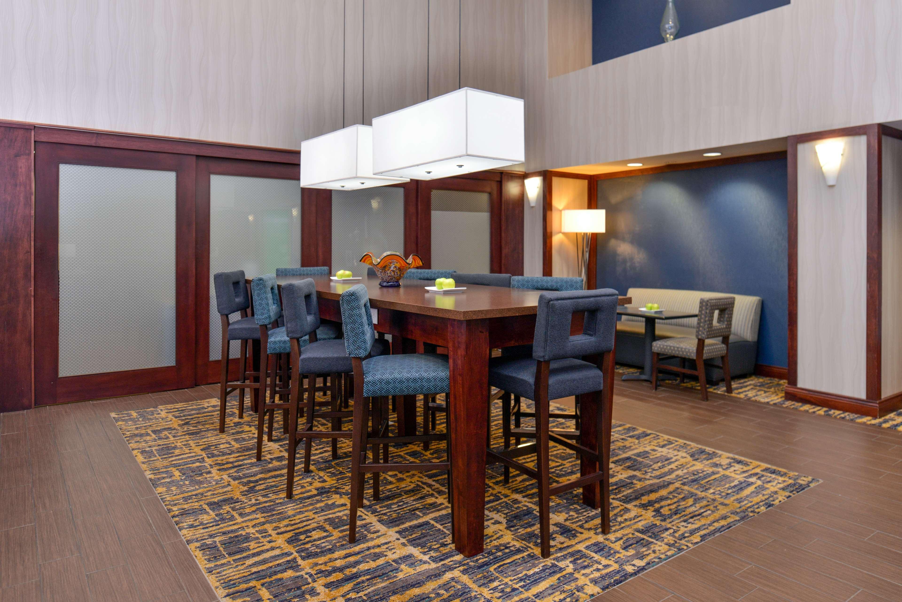 Hampton Inn & Suites Muncie Kültér fotó