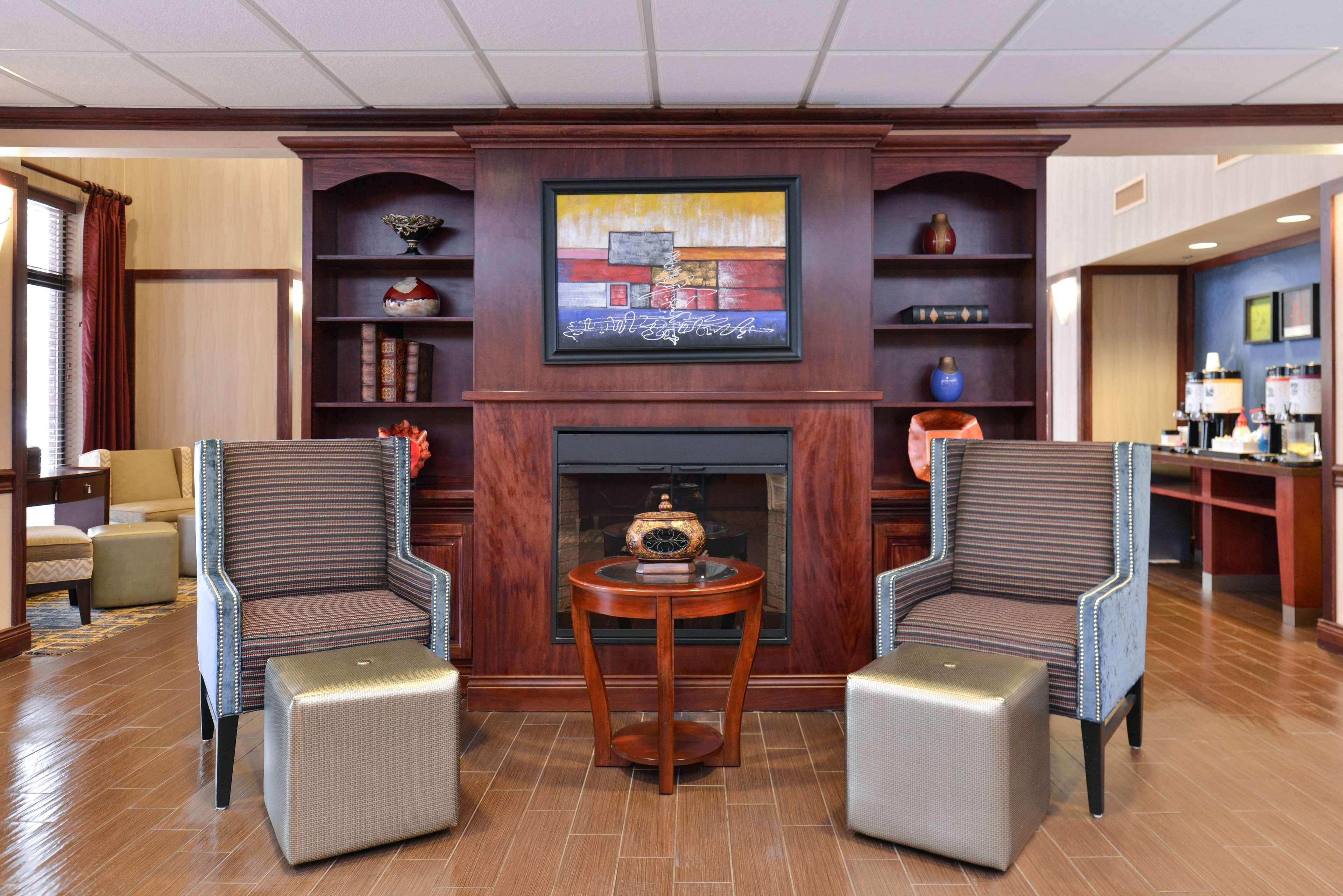 Hampton Inn & Suites Muncie Kültér fotó