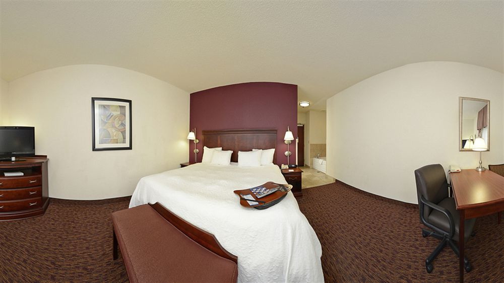 Hampton Inn & Suites Muncie Kültér fotó